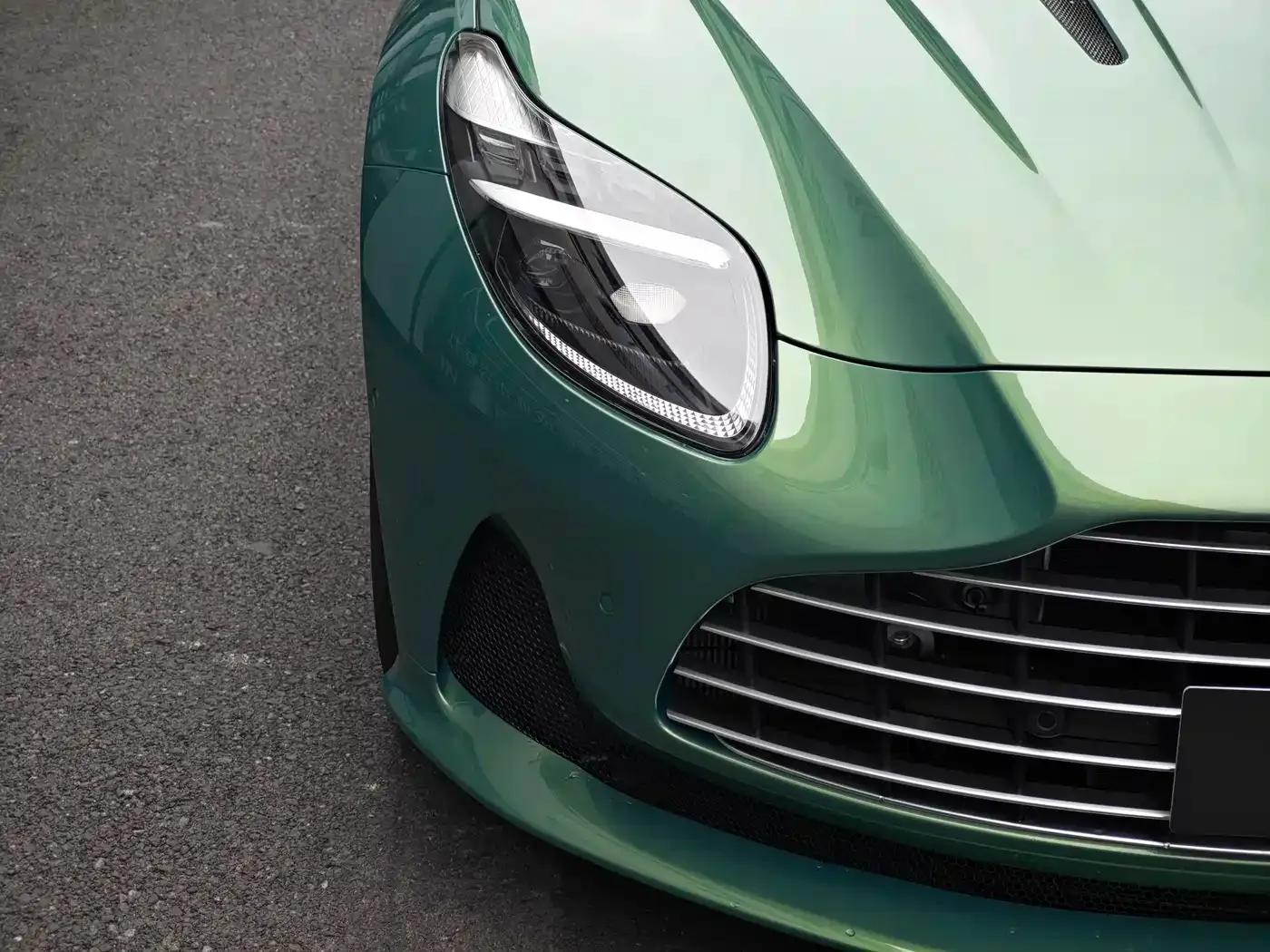 Aston Martin DB12 2023 4.0T V8 Coupe — миниатюра 4