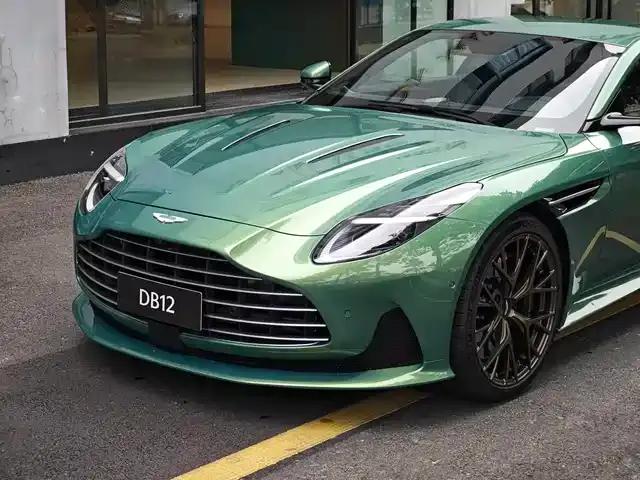 Aston Martin DB12 2023 4.0T V8 Coupe