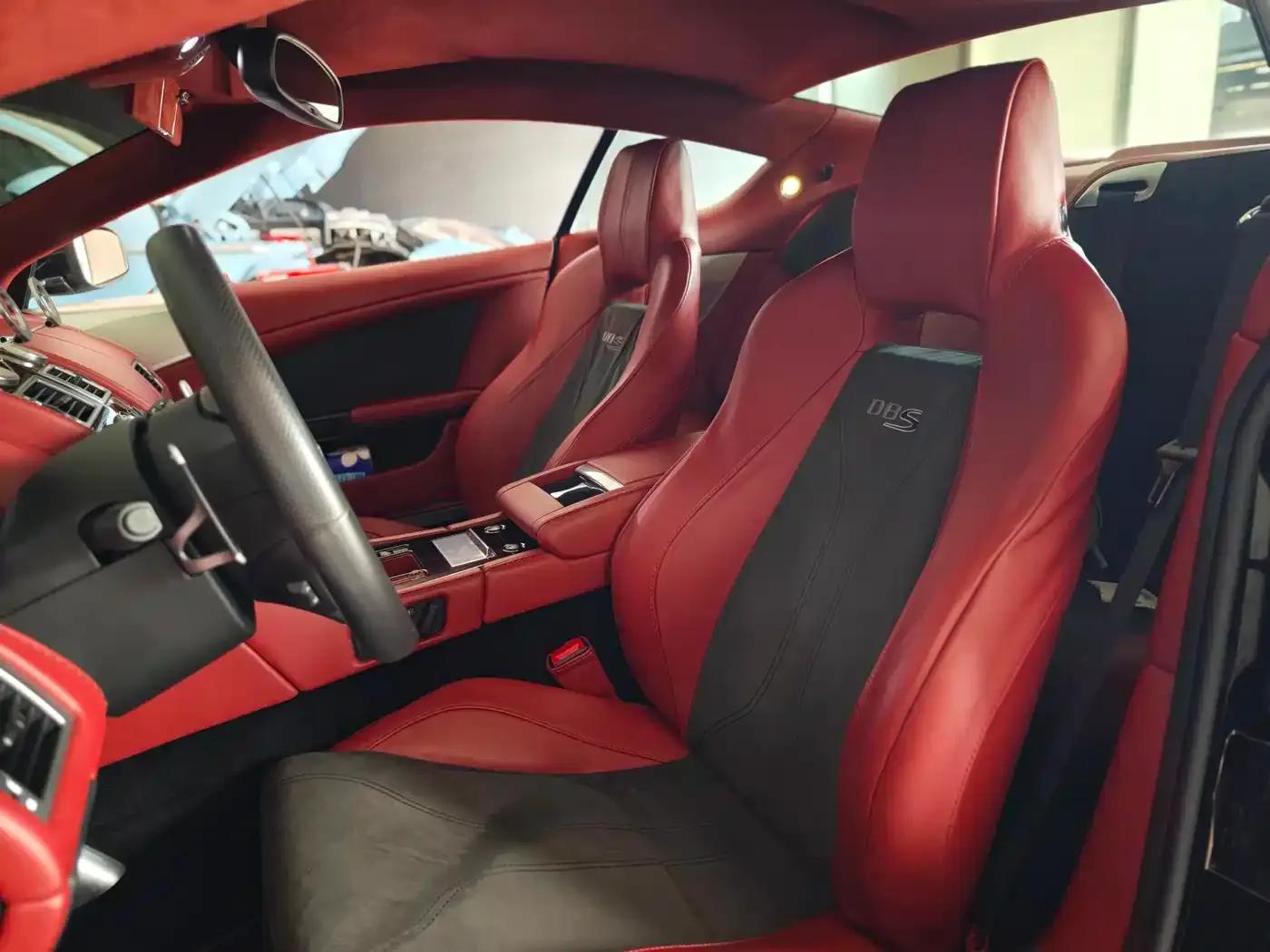 Aston Martin DBS 2009 6.0 Touchtronic Coupe — миниатюра 8