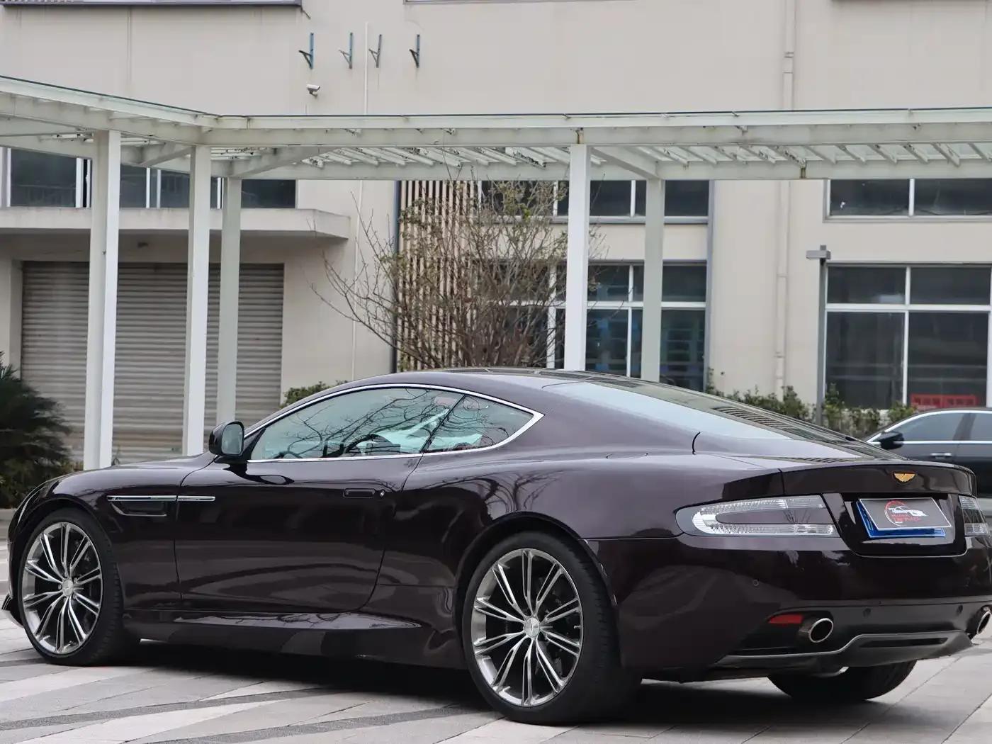 2012 Virage 6.0 Coupe — миниатюра 48