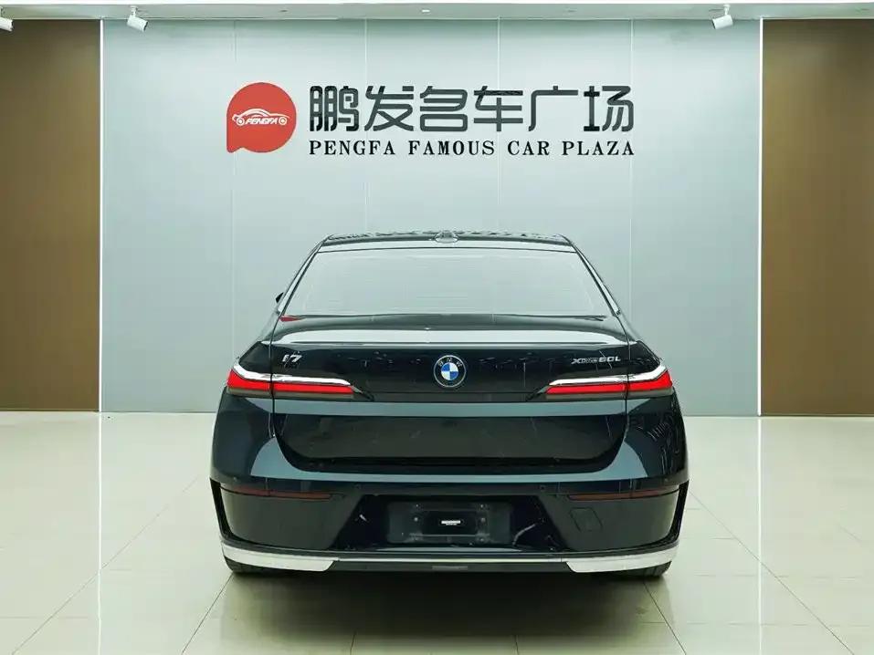 BMW i7 2023 xDrive60L Luxury Package — миниатюра 21