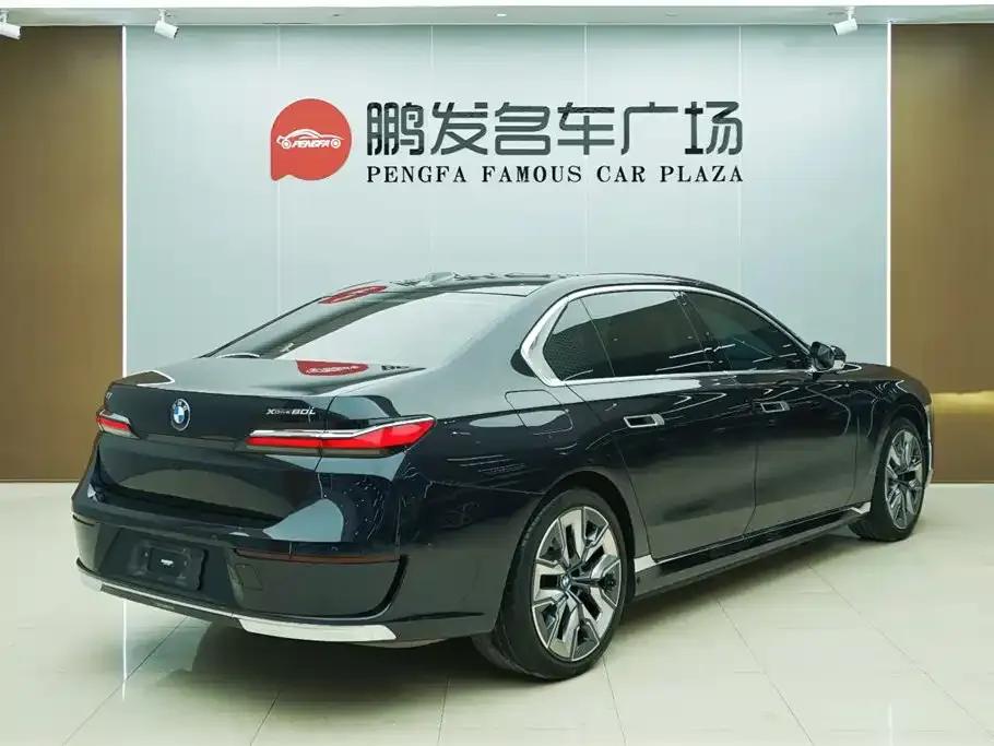 BMW i7 2023 xDrive60L Luxury Package — миниатюра 22