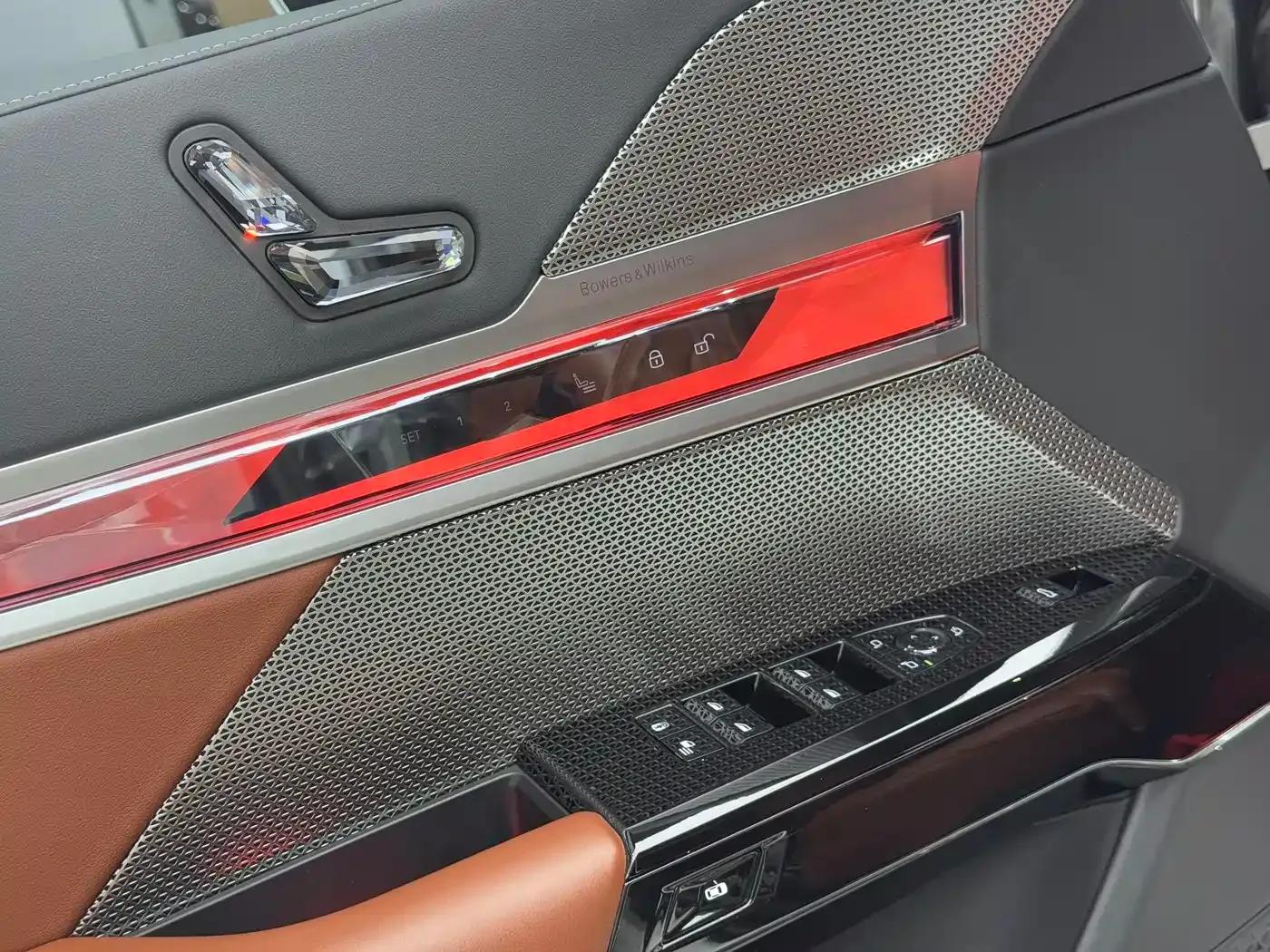 BMW i7 2023 eDrive50L Luxury Package — миниатюра 19
