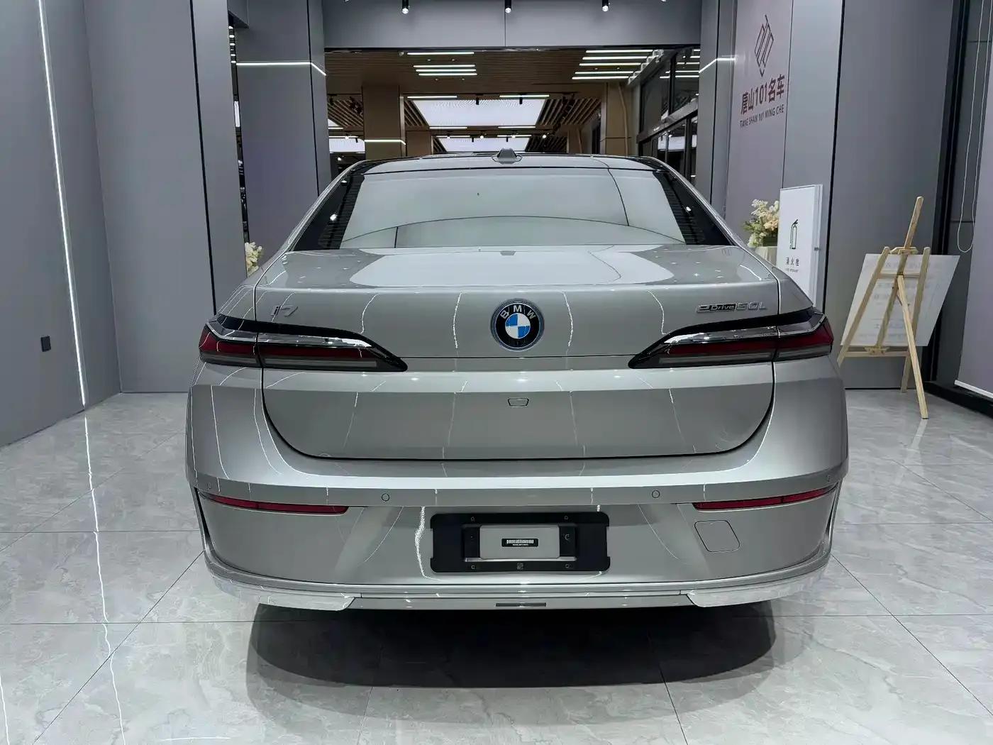 BMW i7 2023 eDrive50L Luxury Package — миниатюра 7