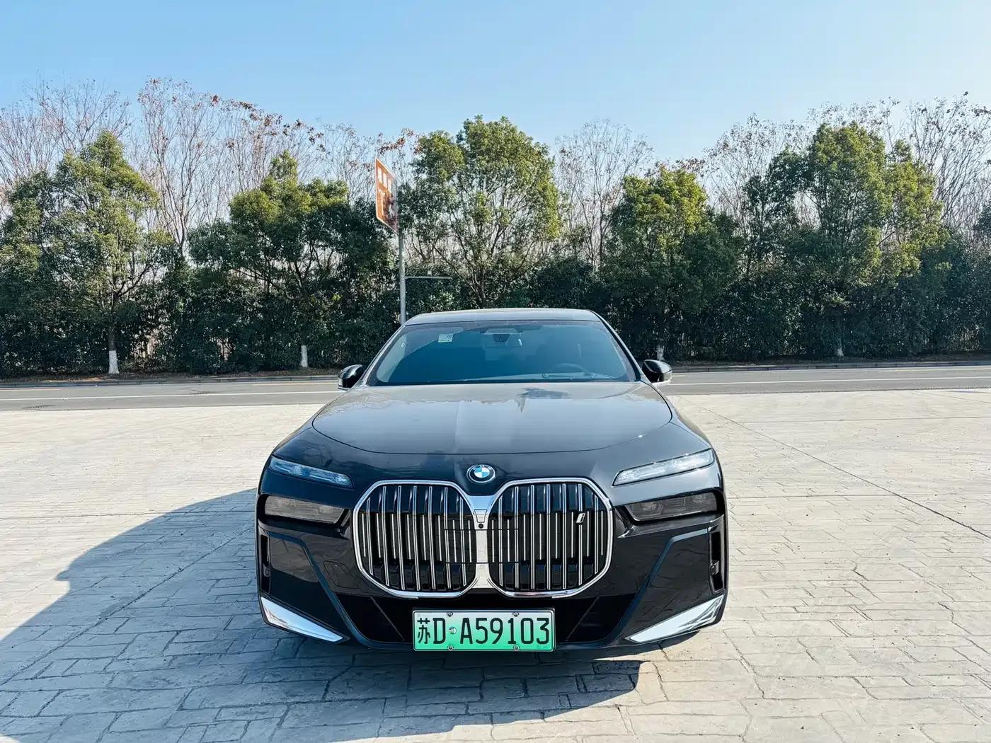 BMW i7 2023 eDrive50L M Sport Package — миниатюра 2