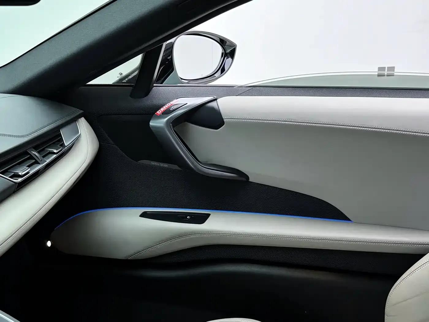 BMW i8 2014 Standard Edition — миниатюра 20