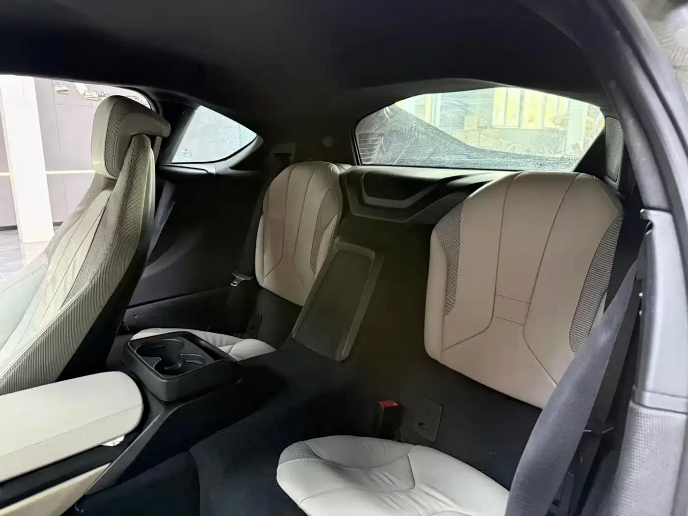 BMW i8 2014 Standard Edition — миниатюра 9