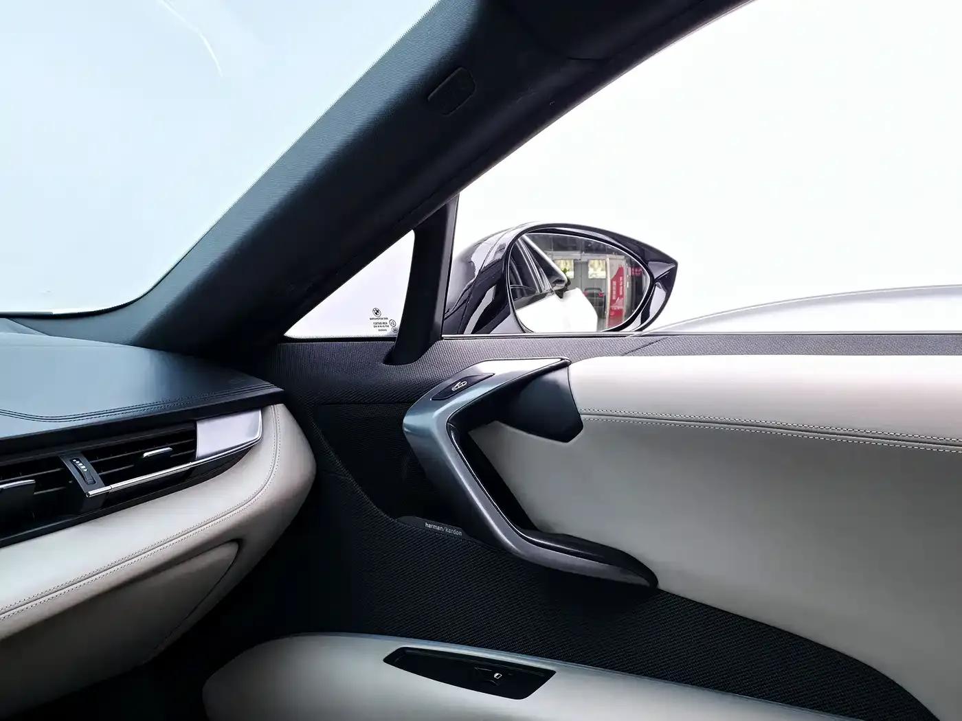 BMW i8 2014 Standard Edition — миниатюра 25