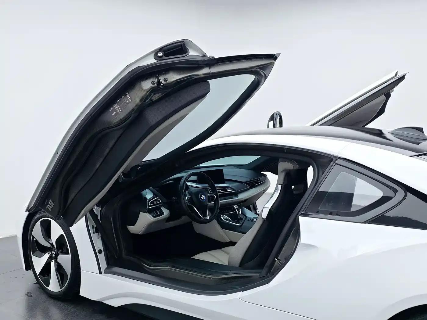 BMW i8 2014 Standard Edition — миниатюра 29
