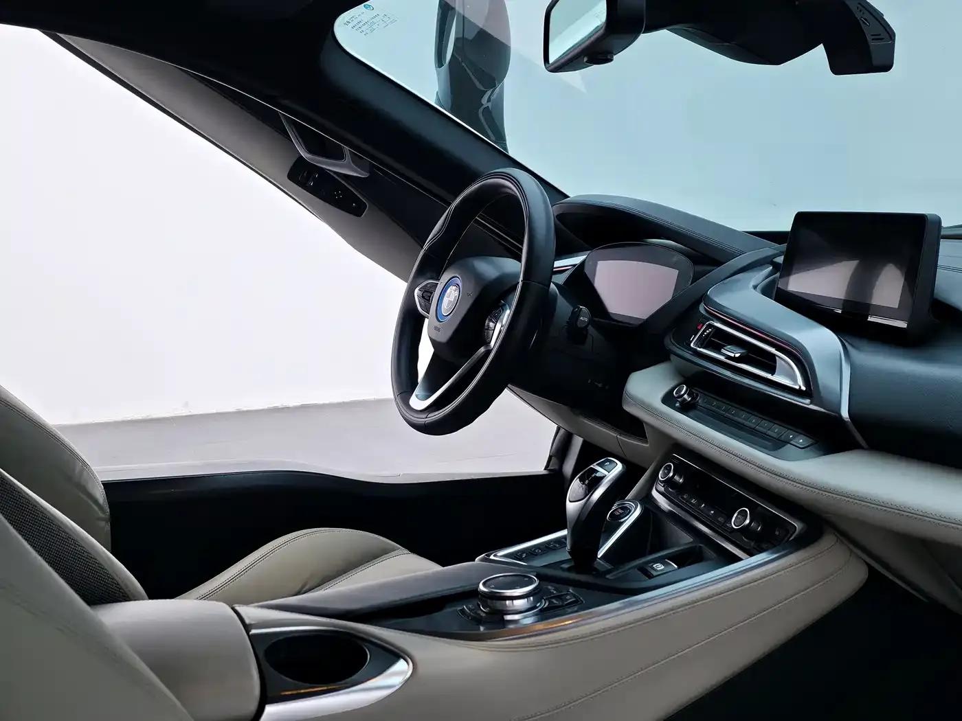 BMW i8 2014 Standard Edition — миниатюра 33