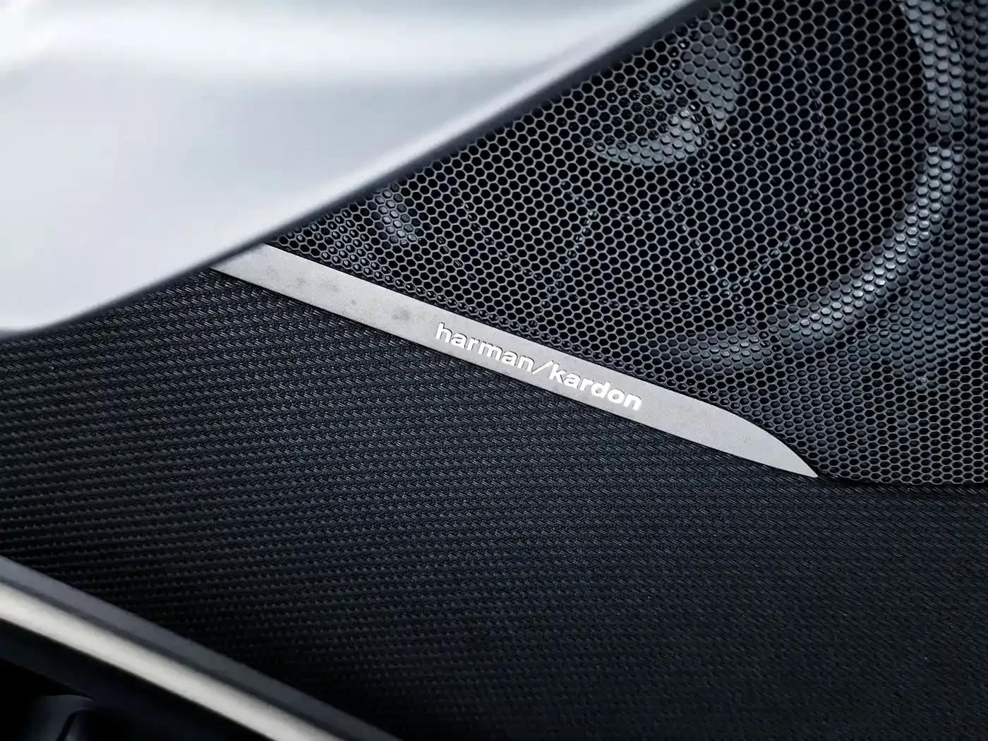 BMW i8 2014 Standard Edition — миниатюра 37