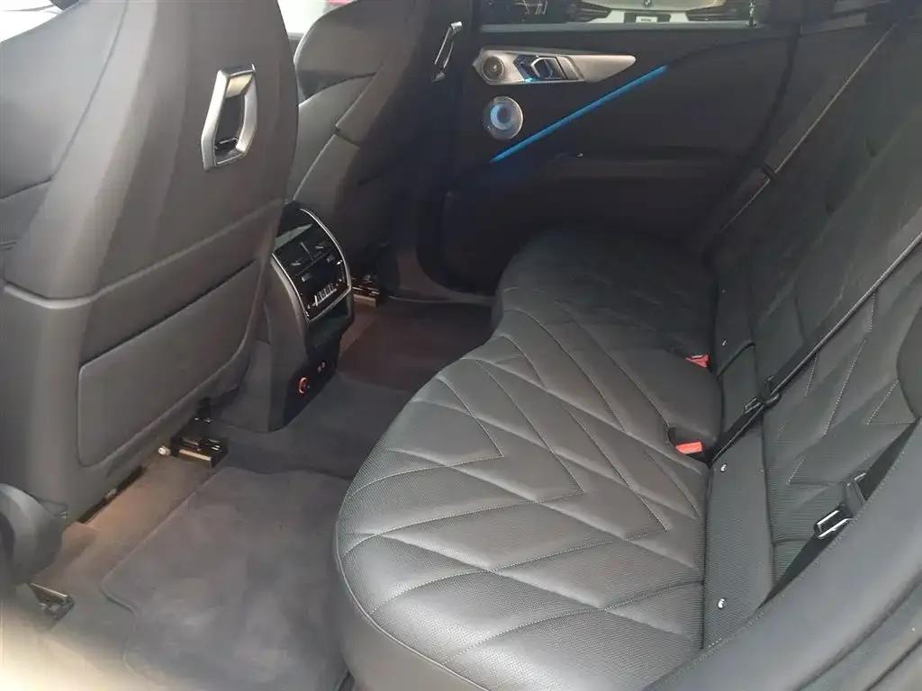 BMW XM 2023 Base Model — миниатюра 9