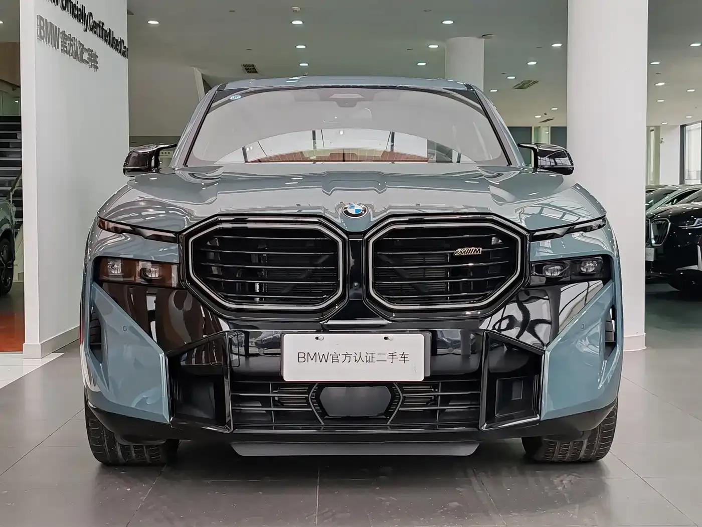 BMW XM 2023 Base Model — миниатюра 2