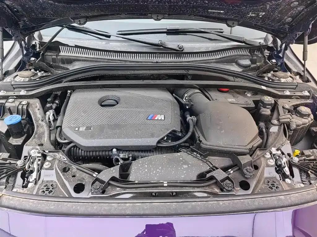 2025 BMW M235L — миниатюра 18