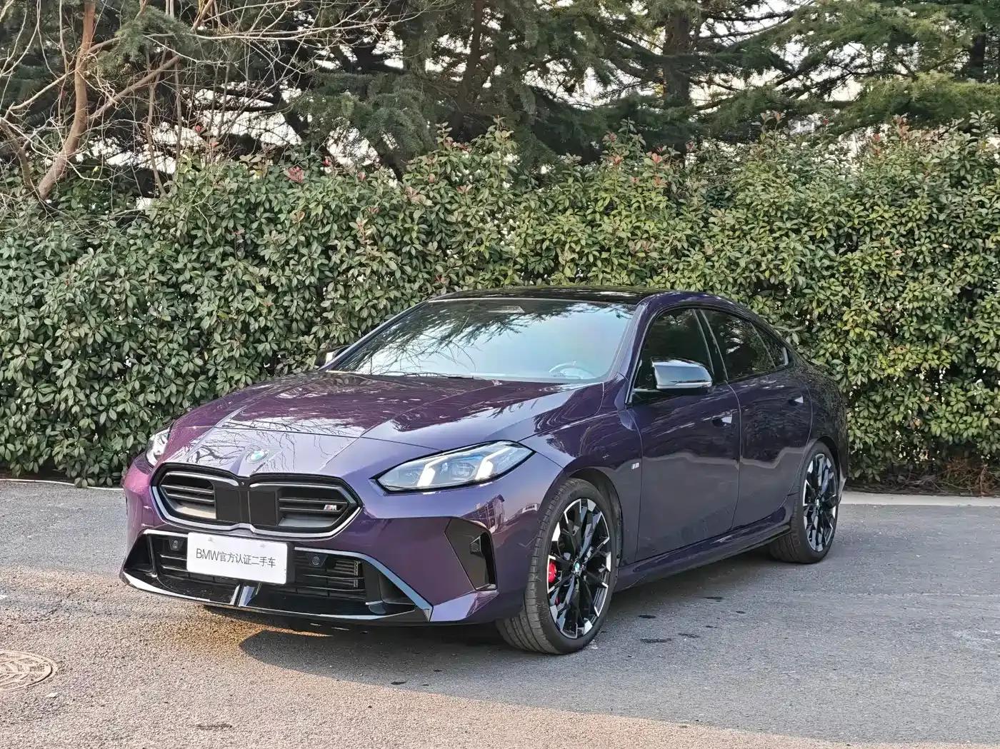 2025 BMW M235L — миниатюра 1
