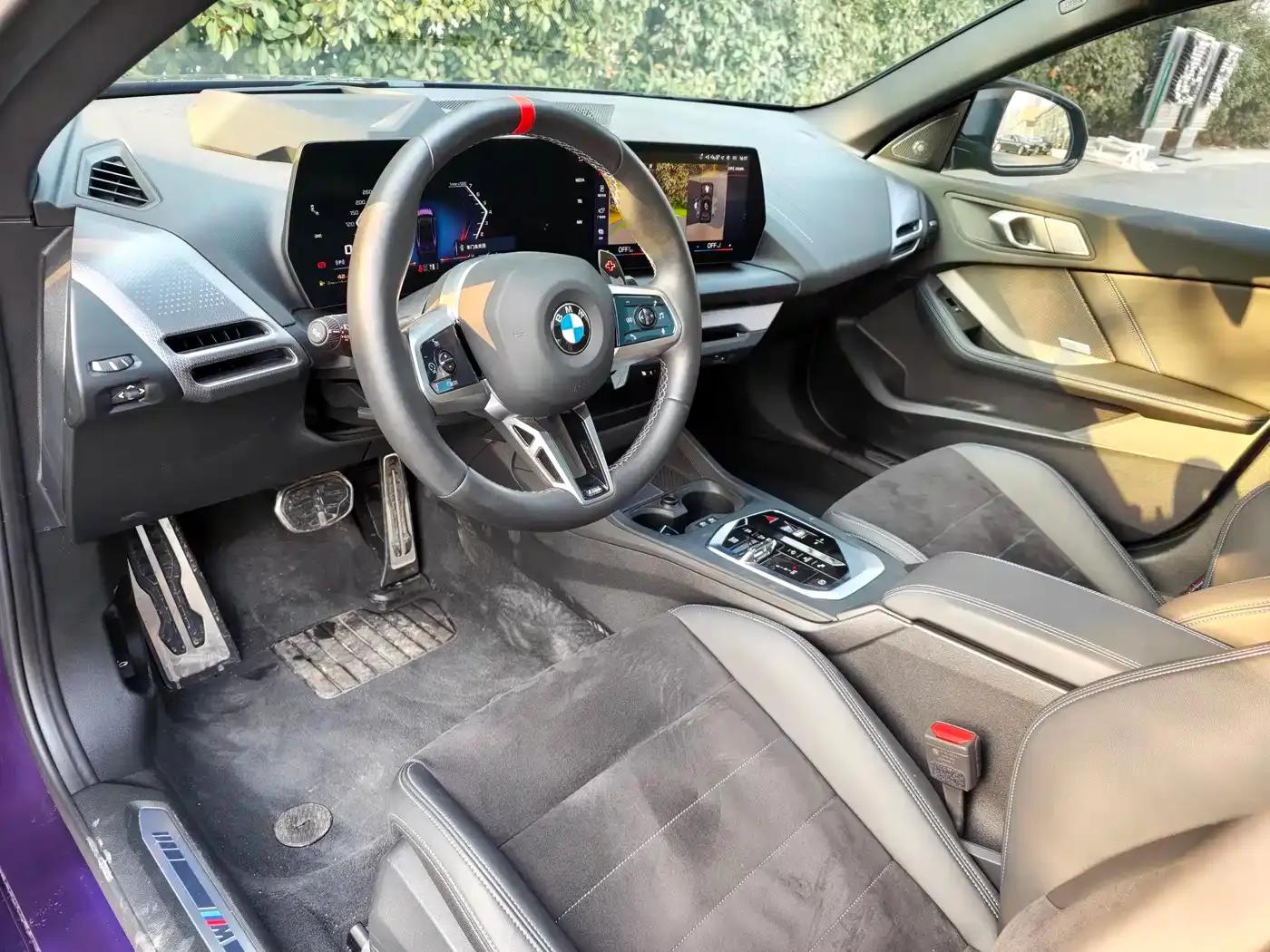 2025 BMW M235L — миниатюра 6