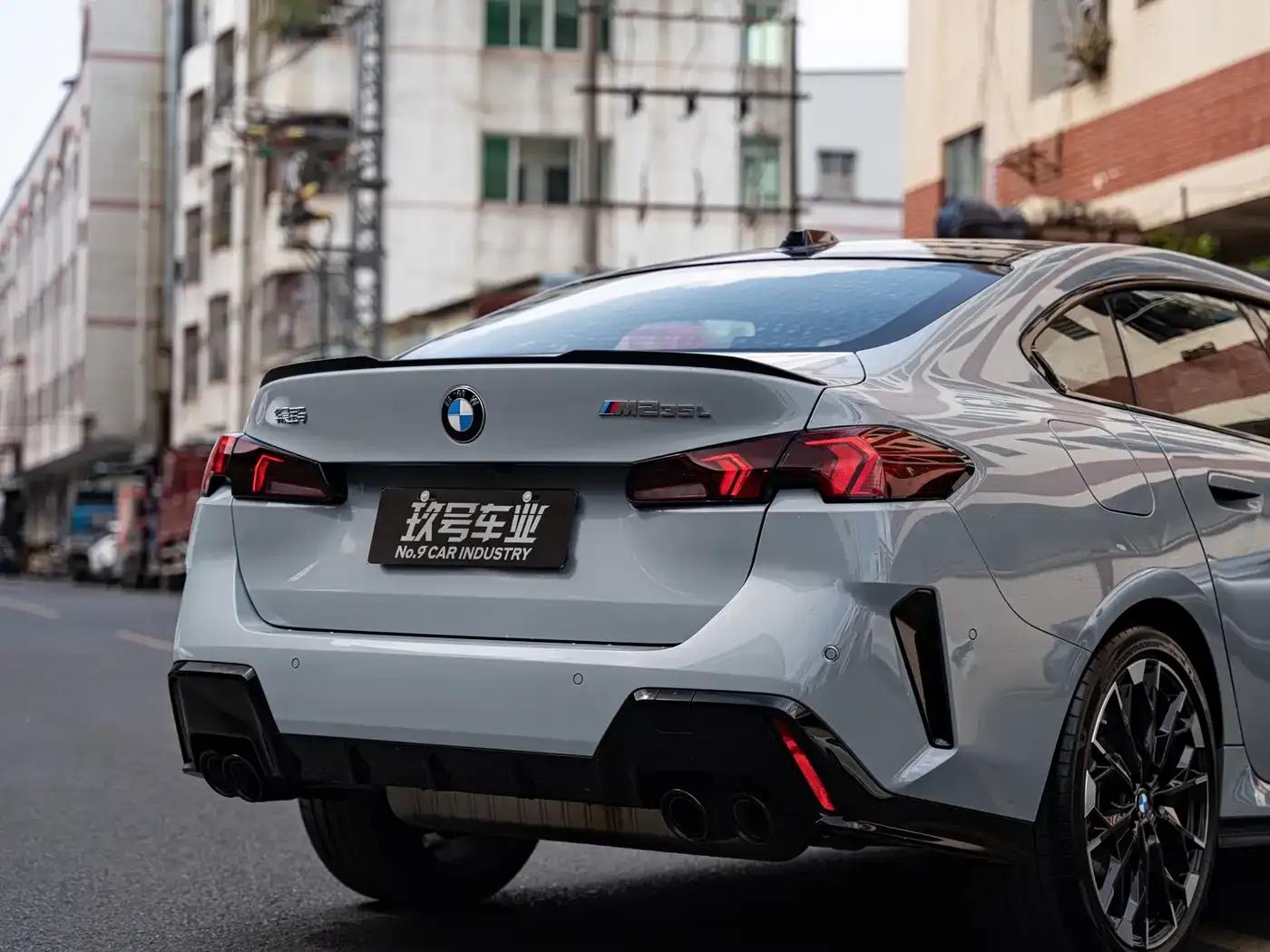 2025 BMW M235L — миниатюра 6