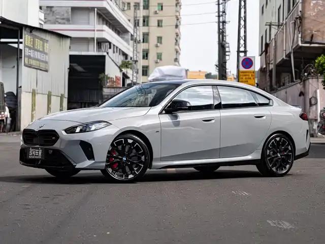 2025 BMW M235L