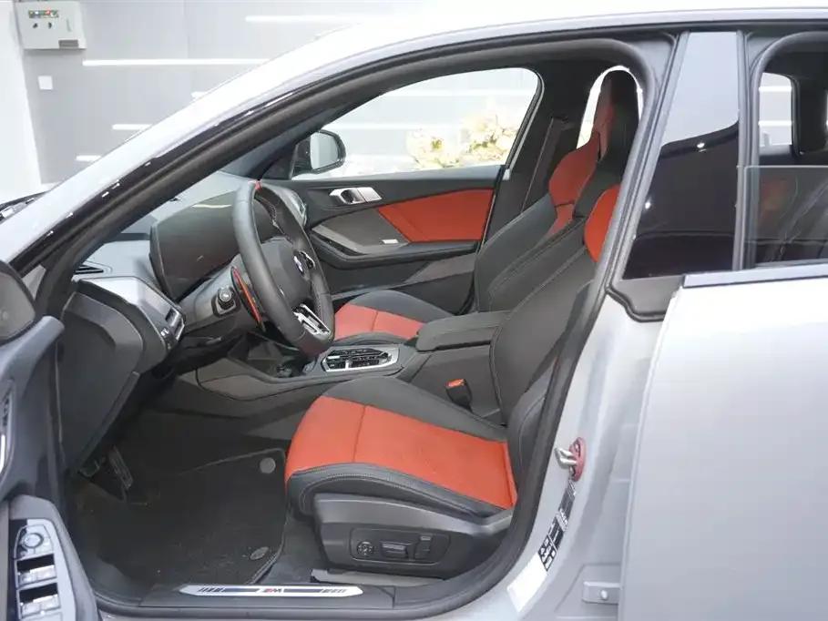 2025 BMW M235L — миниатюра 15