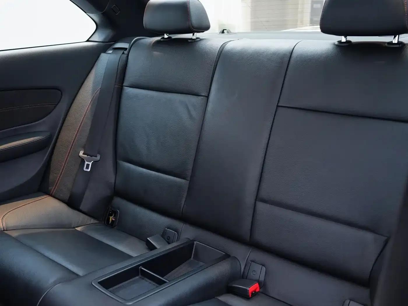 2011 BMW 1 Series M Coupe — миниатюра 20