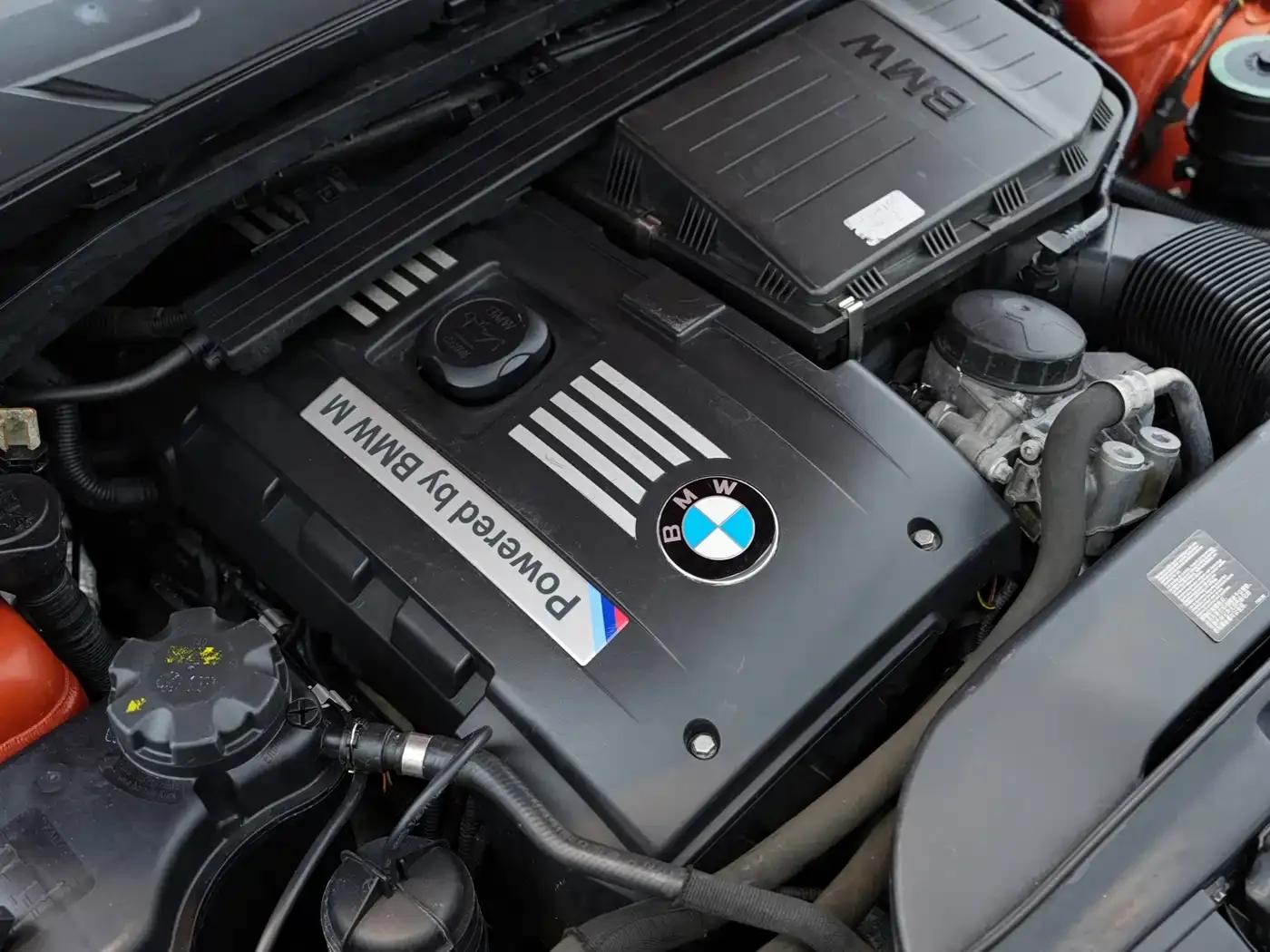 2011 BMW 1 Series M Coupe — миниатюра 21