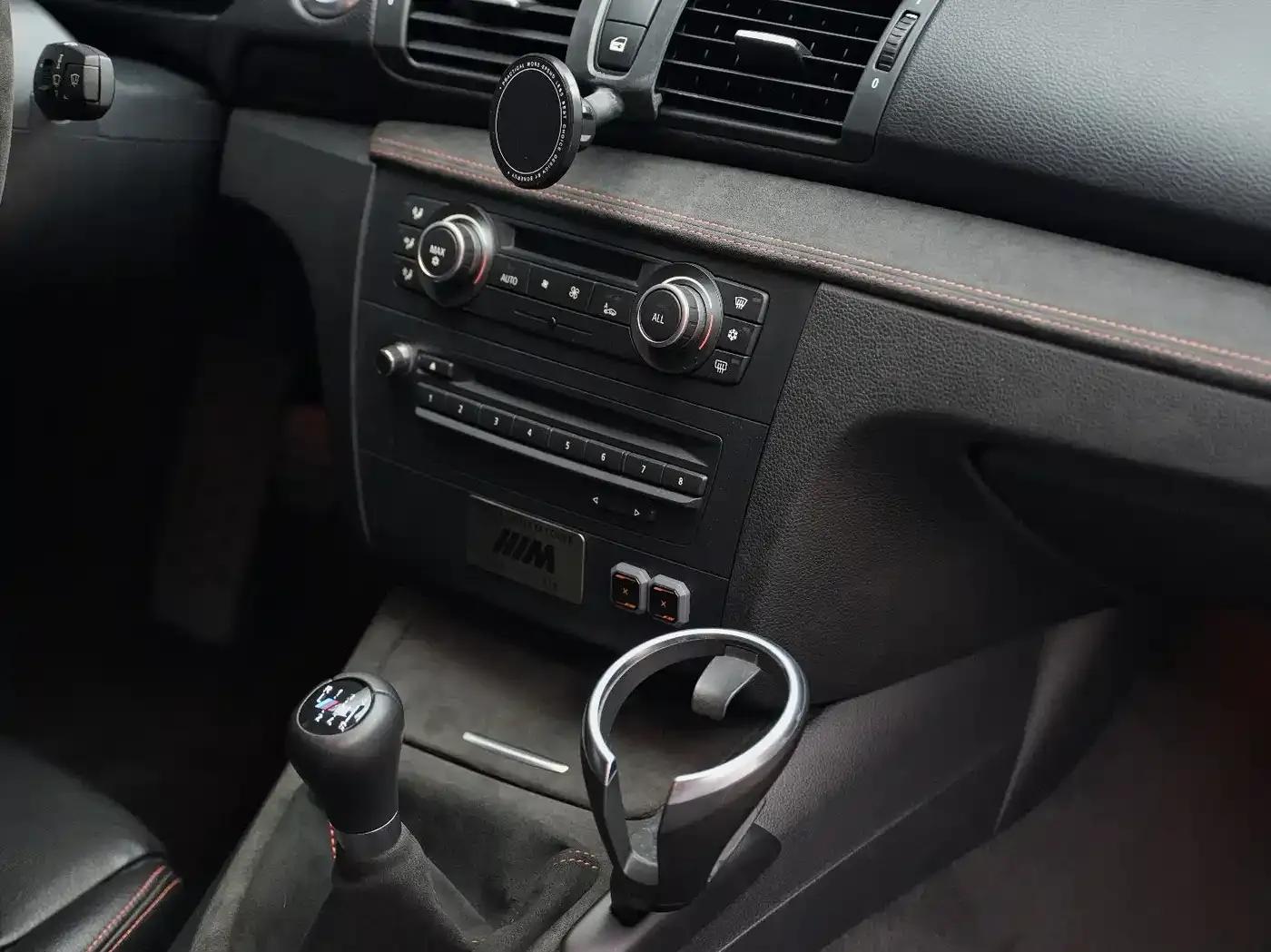 2011 BMW 1 Series M Coupe — миниатюра 16