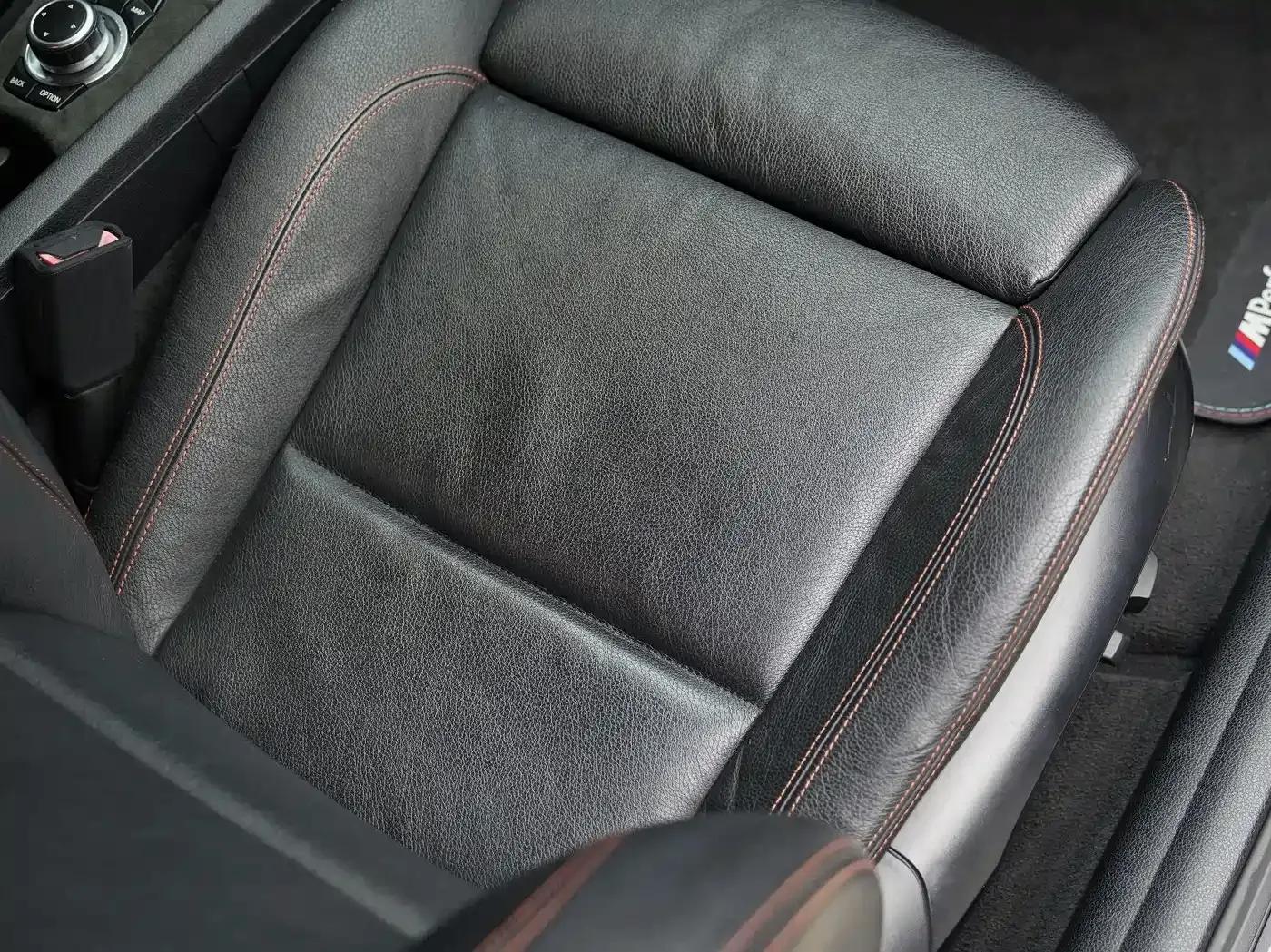 2011 BMW 1 Series M Coupe — миниатюра 22