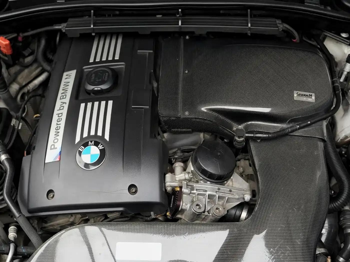 2011 BMW 1 Series M Coupe — миниатюра 23