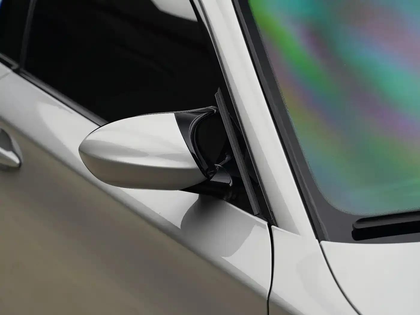 2011 BMW 1 Series M Coupe — миниатюра 8