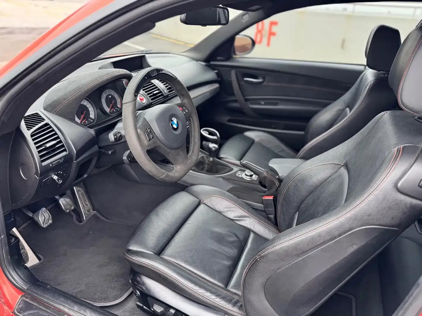 2011 BMW 1 Series M Coupe — миниатюра 12