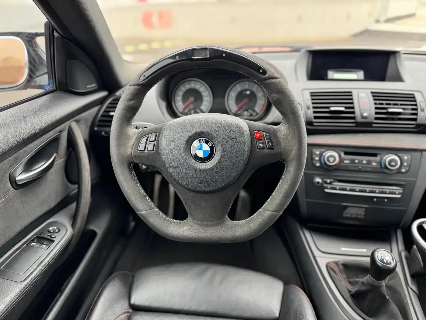 2011 BMW 1 Series M Coupe — миниатюра 7