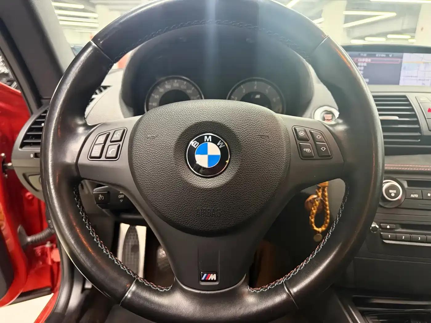 2011 BMW 1 Series M Coupe — миниатюра 16