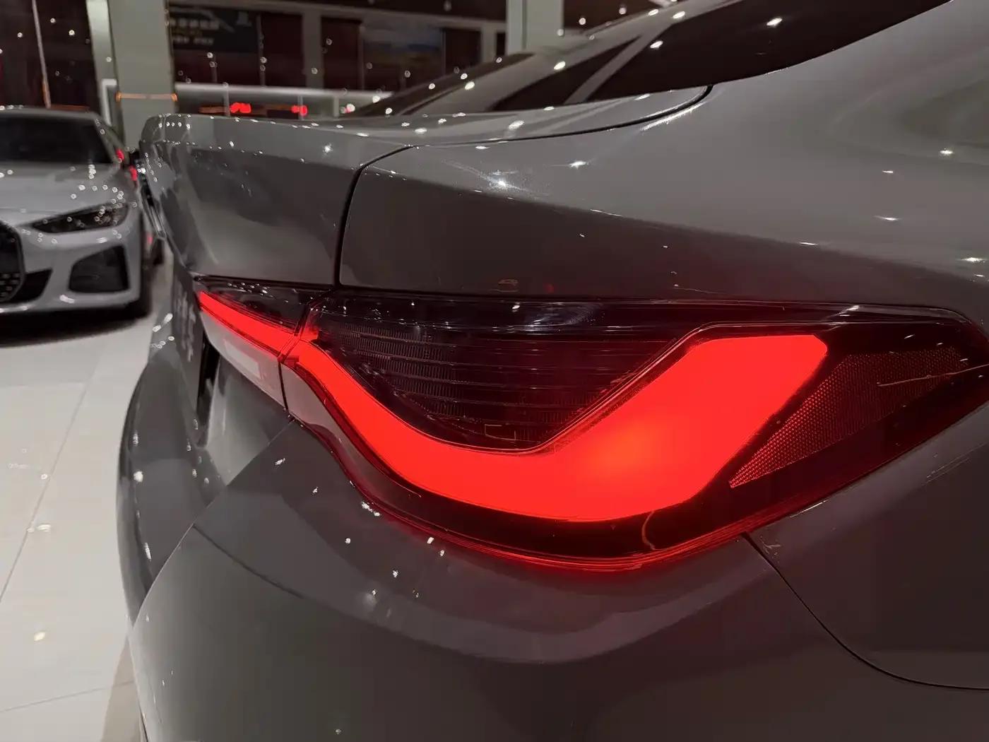 BMW i4 2023 eDrive40 — миниатюра 16