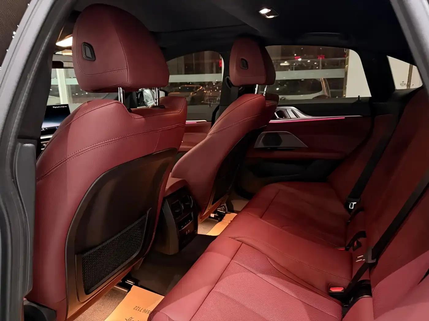 BMW i4 2023 eDrive40 — миниатюра 8