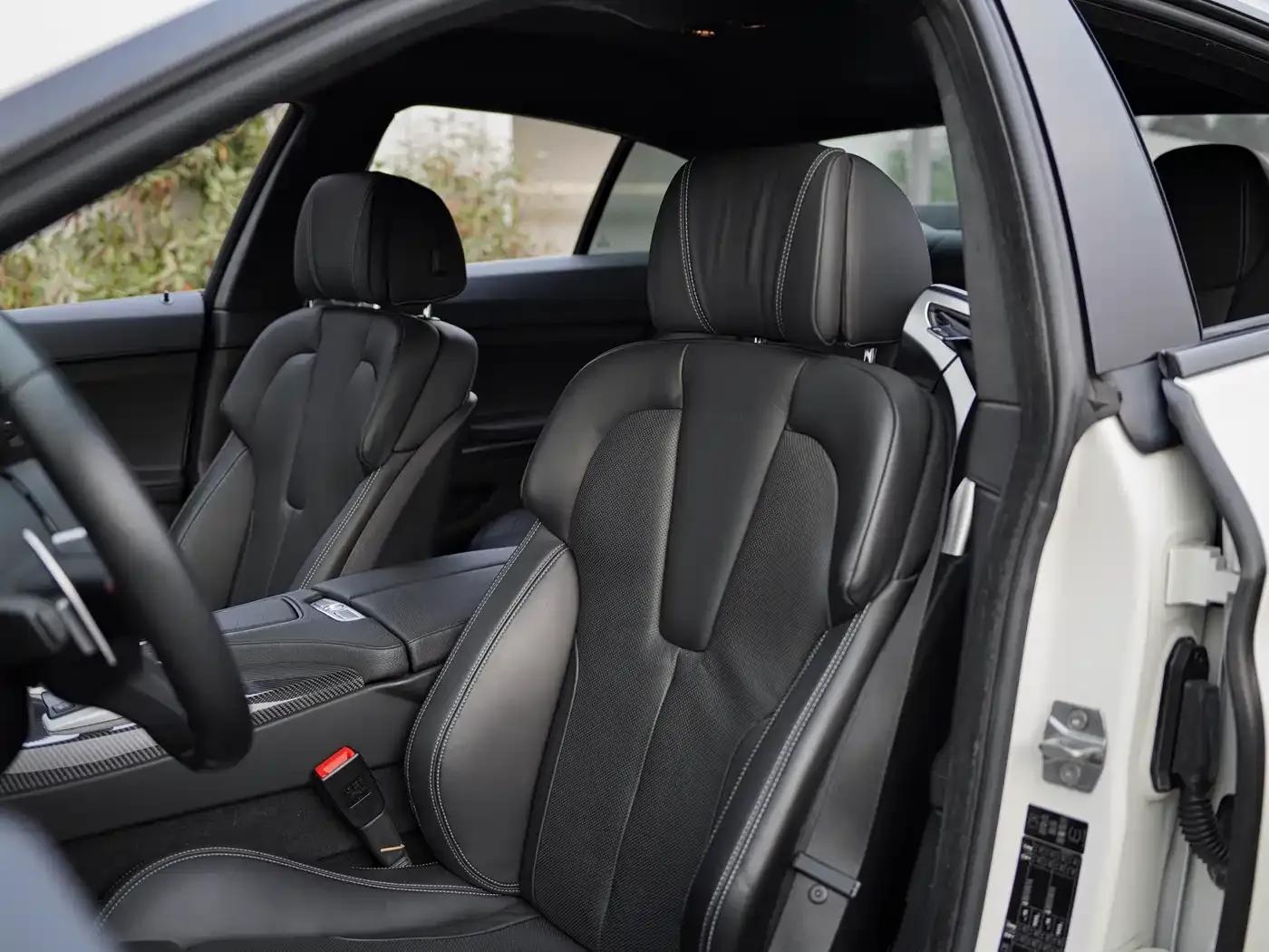 2013 BMW M6 Gran Coupe — миниатюра 32