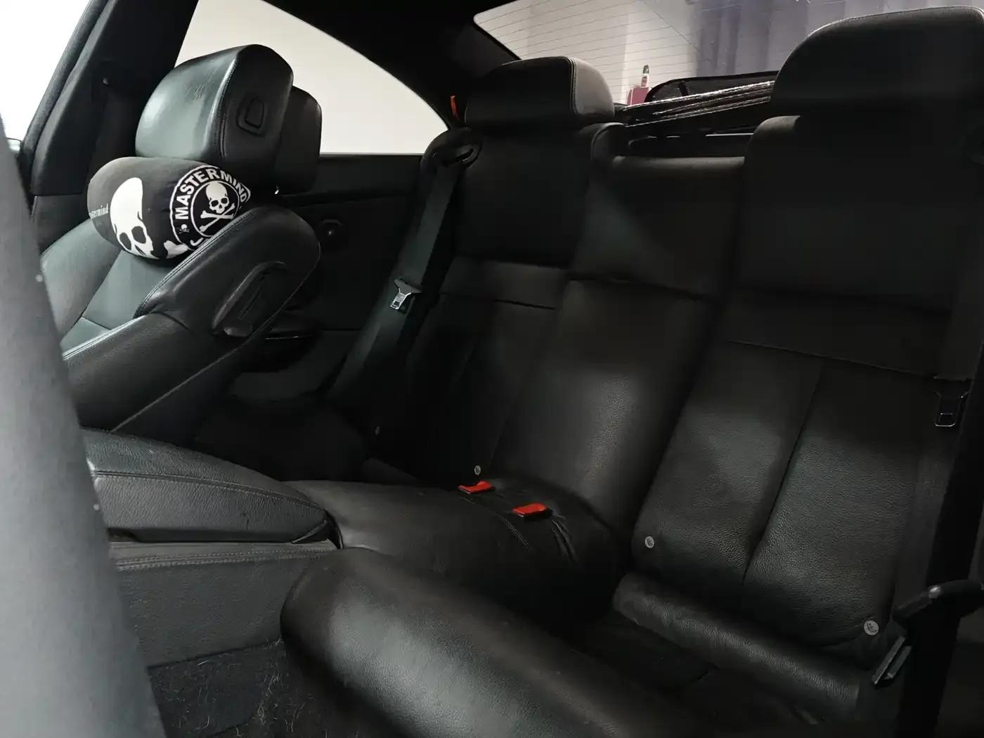 BMW M6 2006 — миниатюра 8