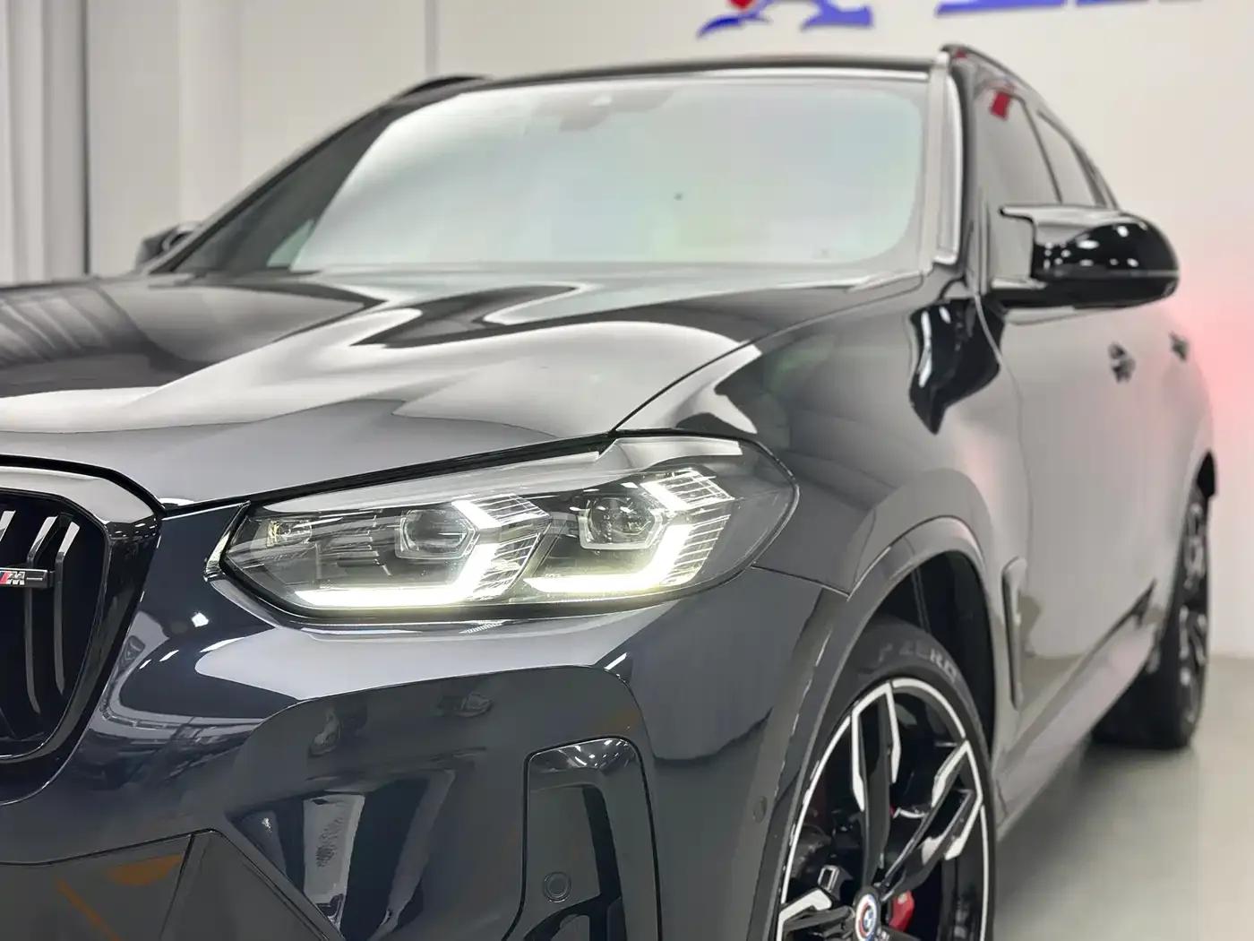2022 BMW X3 M40i — миниатюра 3