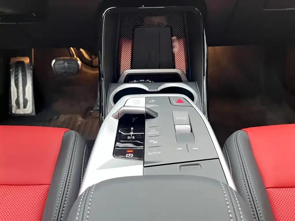 BMW X1 M35Li 2024 Model — миниатюра 12