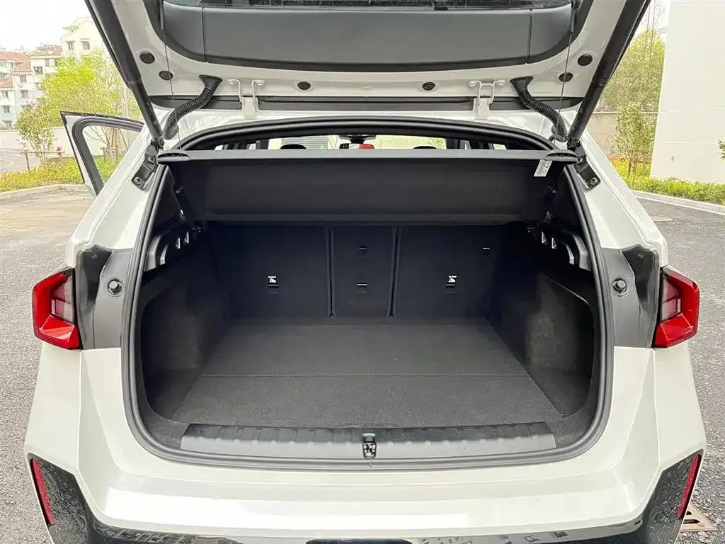 BMW X1 M35Li 2024 Model — миниатюра 6