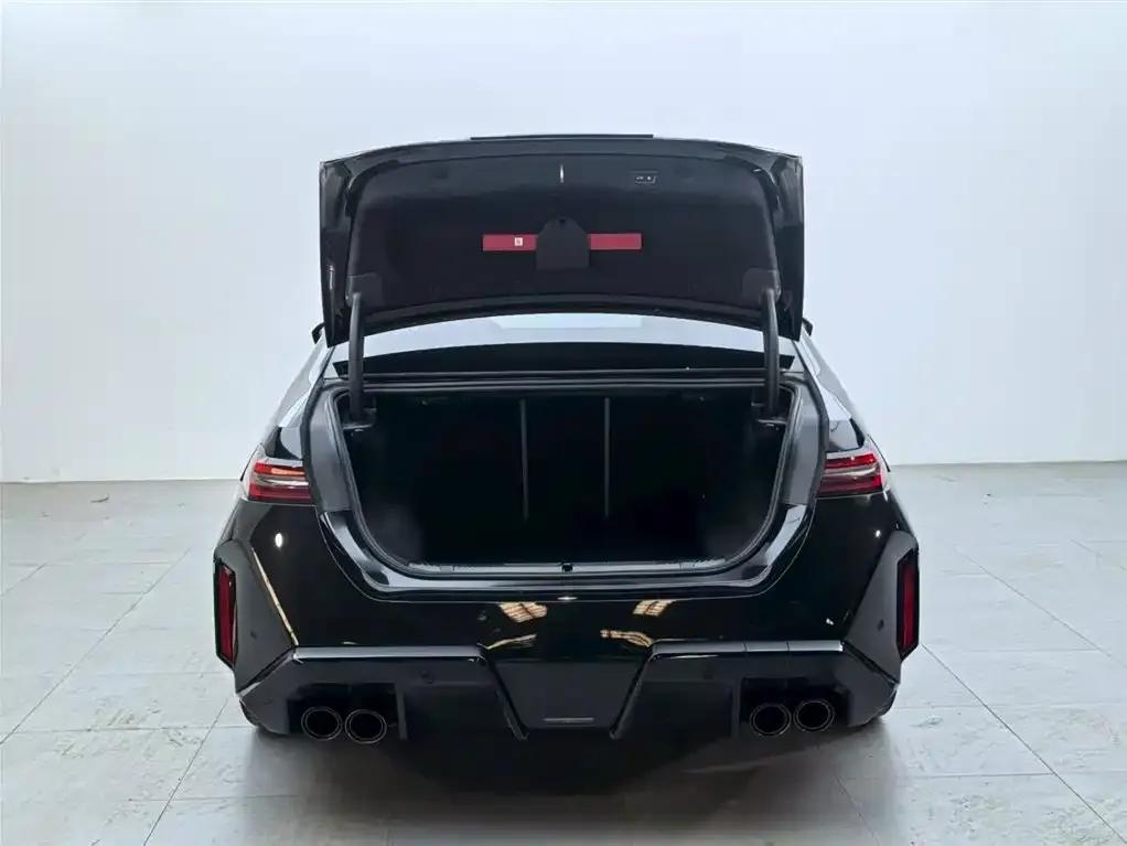 BMW M5 PHEV 2025 M5 — миниатюра 6