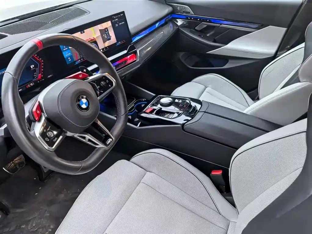 BMW M5 PHEV 2025 M5 — миниатюра 8