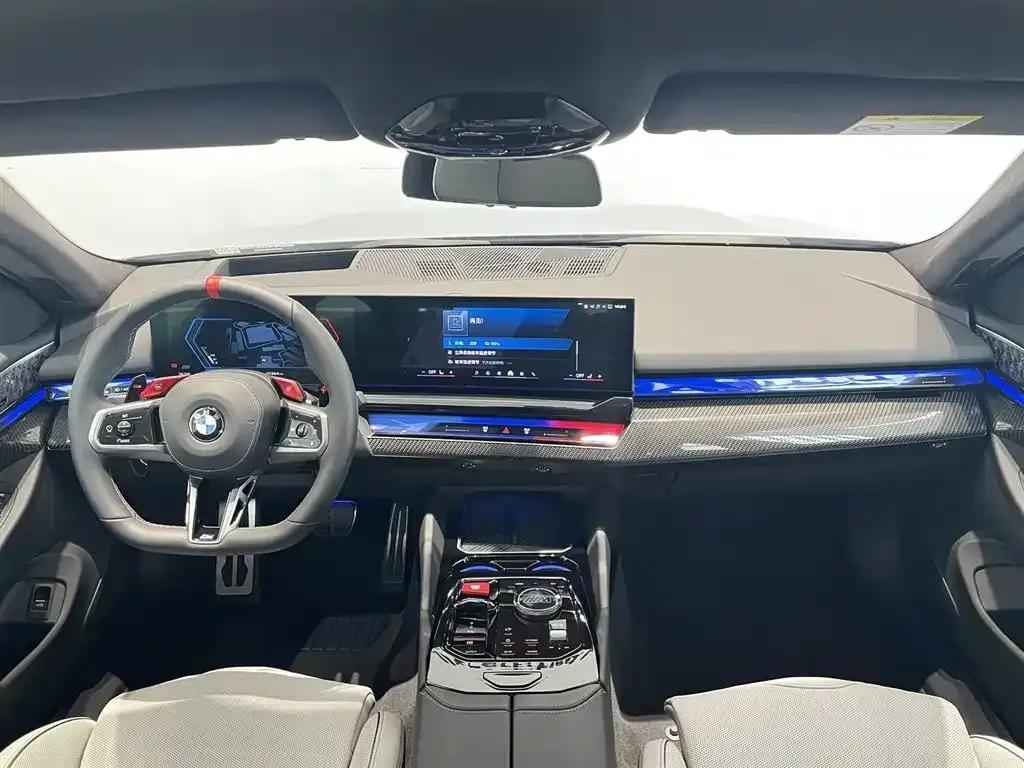 BMW M5 PHEV 2025 M5 — миниатюра 7