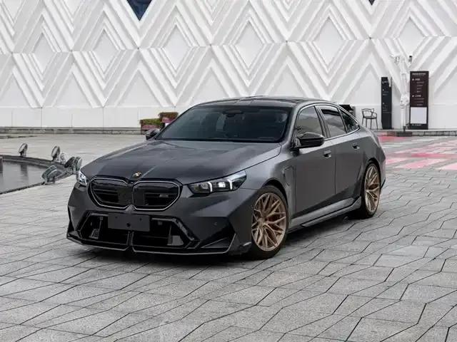 BMW M5 PHEV 2025 M5