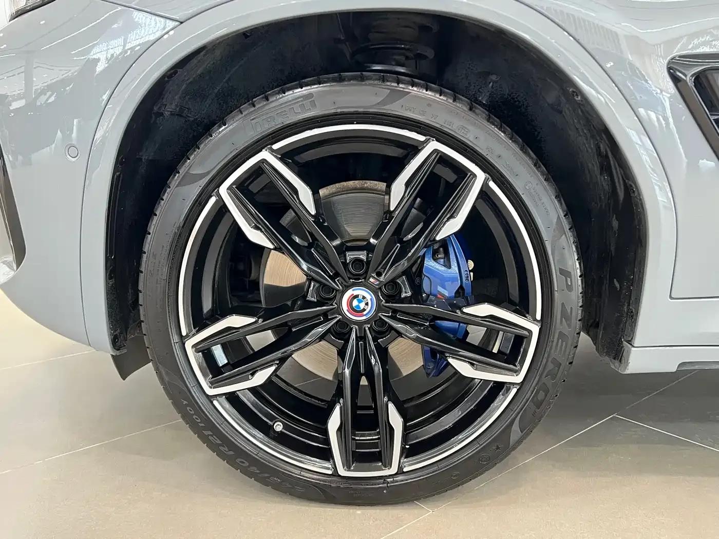 2022 BMW X4 M40i — миниатюра 21