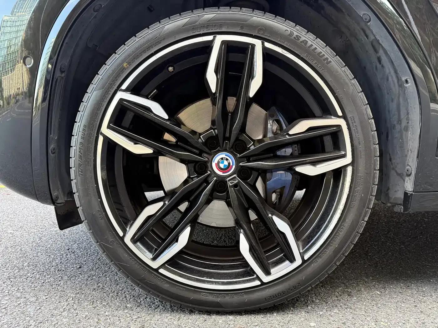2022 BMW X4 M40i — миниатюра 17