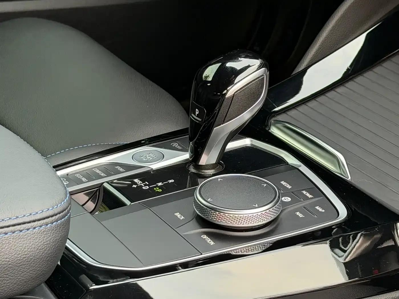 2022 BMW X4 M40i — миниатюра 11