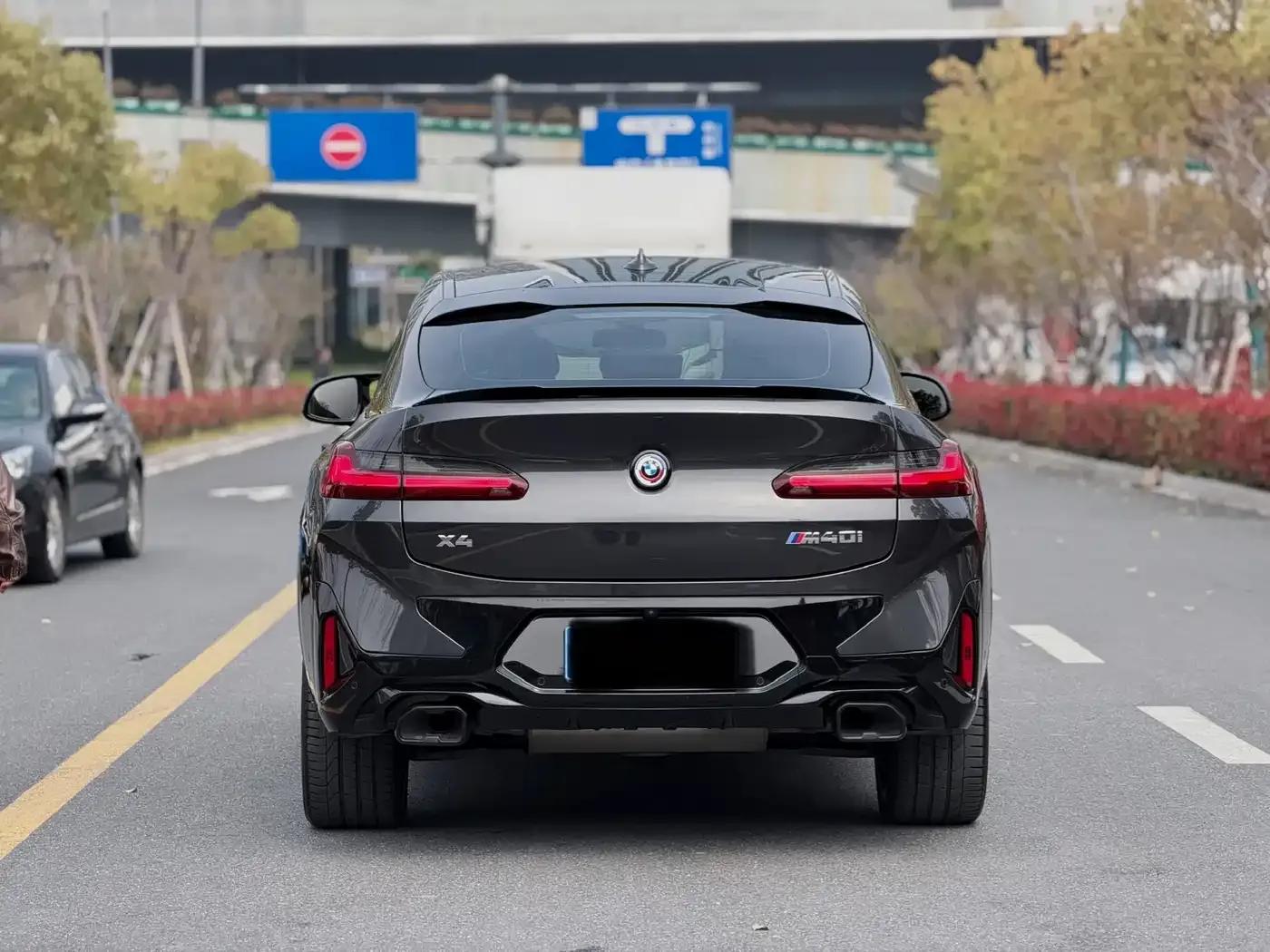 2022 BMW X4 M40i — миниатюра 14