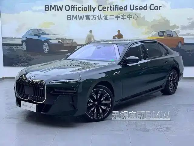 BMW i7 M70L 2023 Model