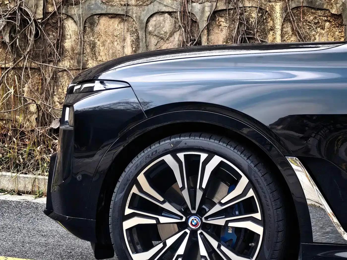 2023 BMW X7 M60i xDrive M60i — миниатюра 12