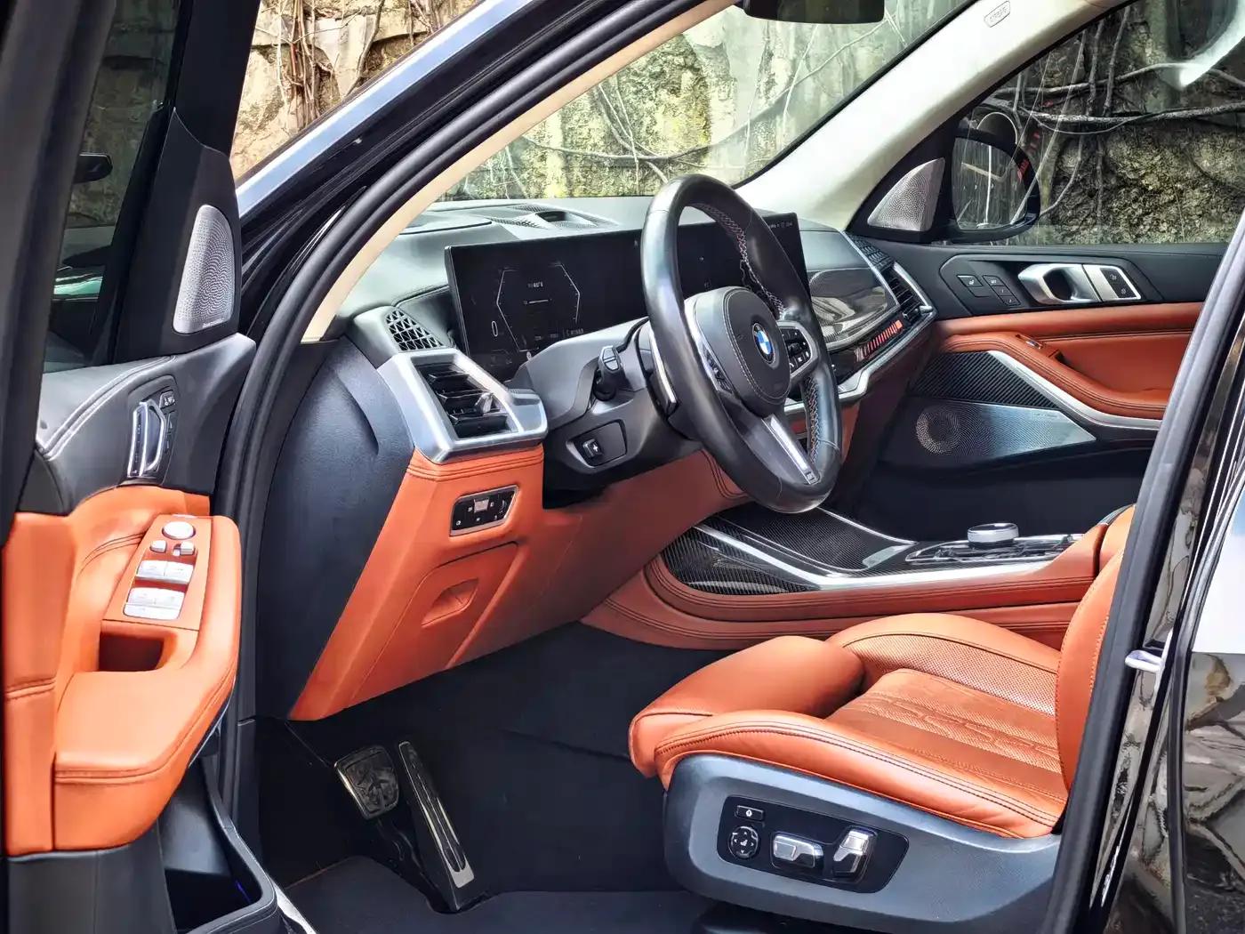 2023 BMW X7 M60i xDrive M60i — миниатюра 4